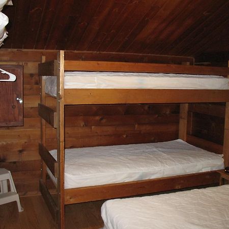 Forest Lake Camping Resort Lakefront Cabin 8 Advance Extérieur photo